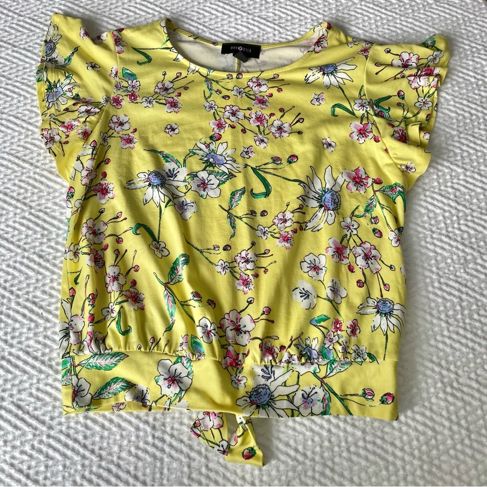 Amy Byer Girls Yellow Floral Cap Sleeve Shirt 14